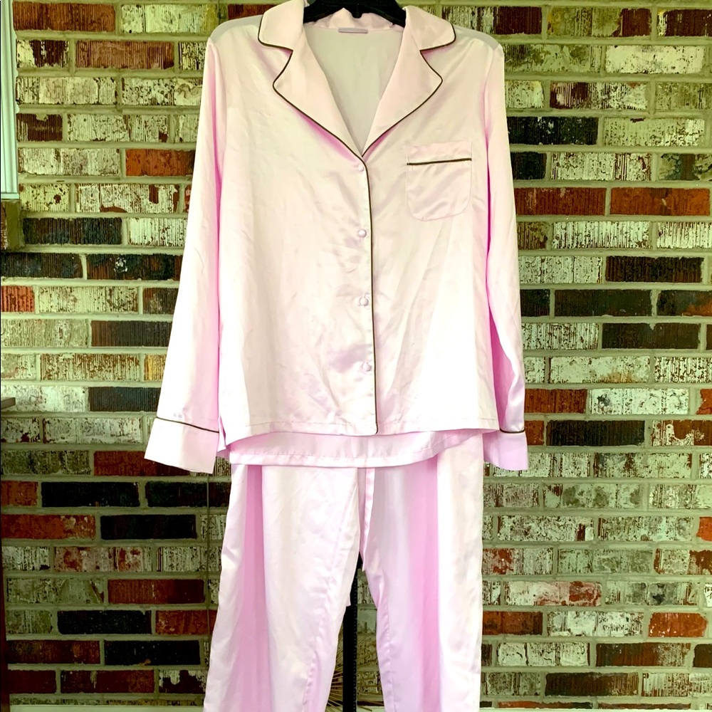 Savage X Fenty Silky Pajamas